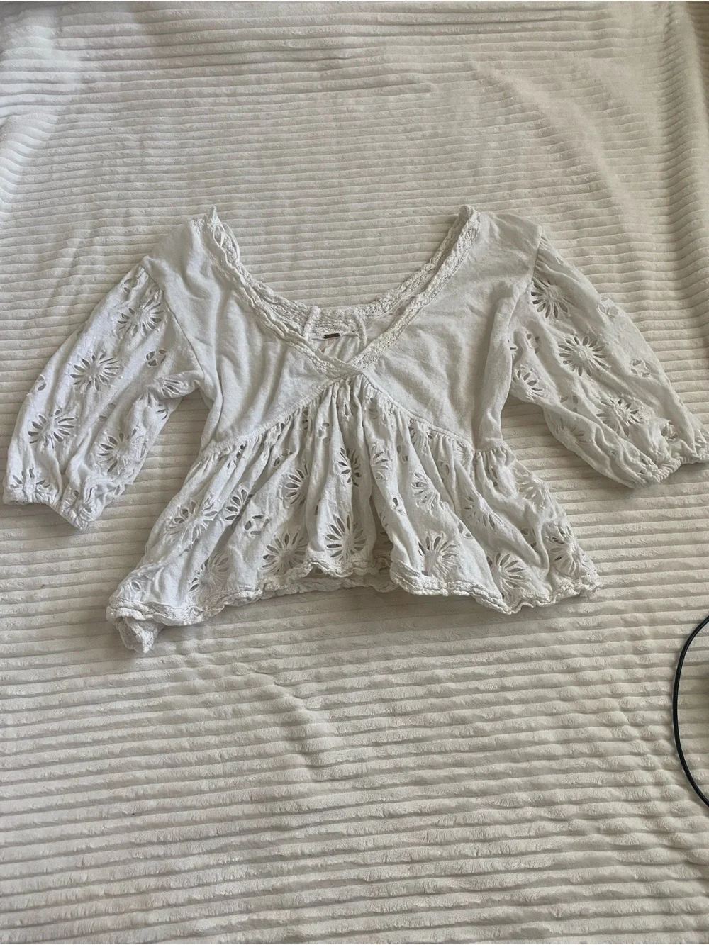Free People White Eyelet Boho V-Neck Peasant Top